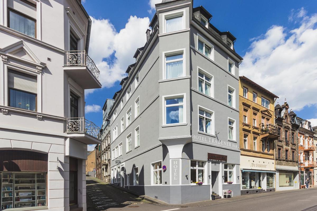 Hotel Trabener Hof Exterior photo
